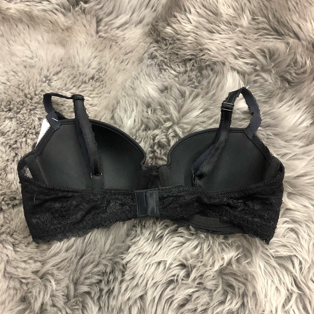 Wacoal | Women’s Bra | Black | Lace Trim - Picture 2 of 3